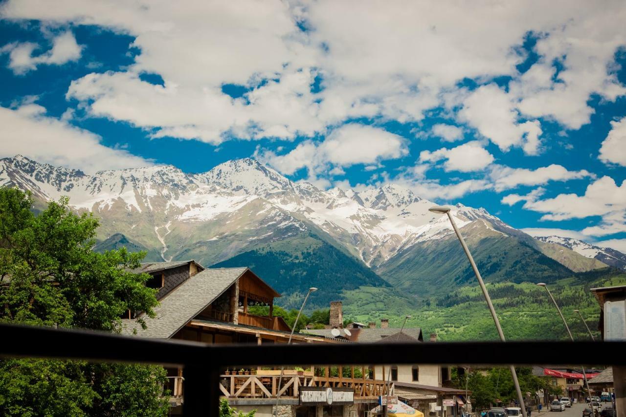 Chalet Mestia Hotel Exterior photo